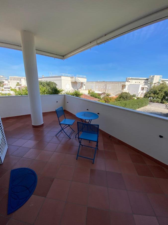 Casamare Lägenhet Torre Canne Exteriör bild